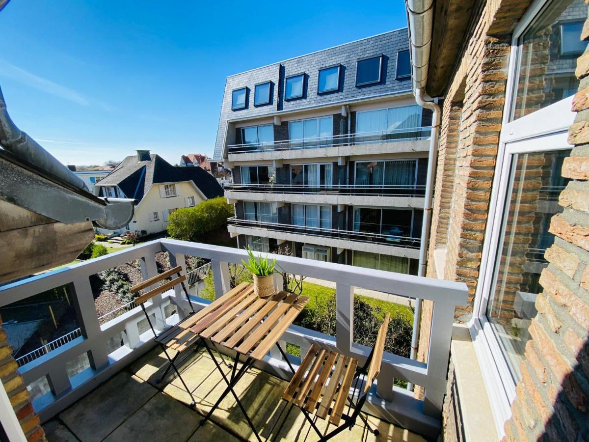 Recently Renovated Appartement 150M From The Beach De Haan Kültér fotó
